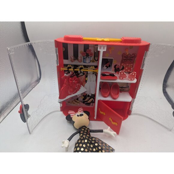 Disney Parks 2020 Minnie Mouse Christmas Poseable Doll Fashion Play Set - Picture 11 of 12